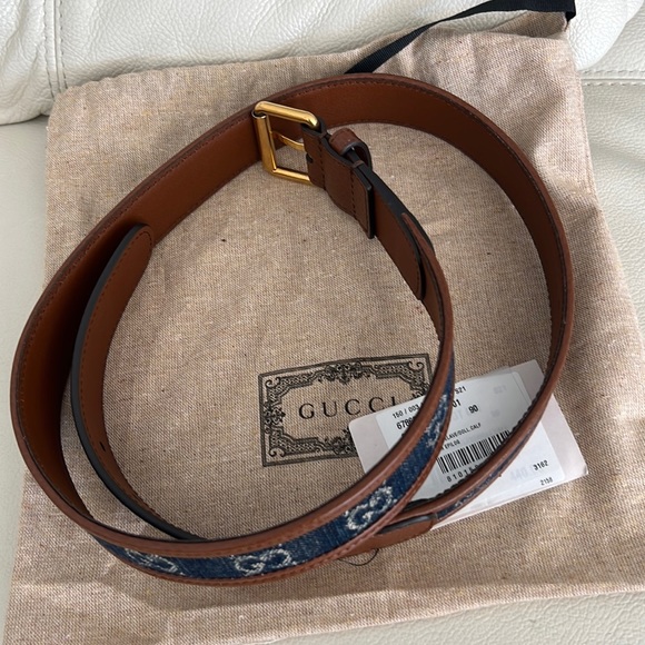 Gucci GG Canvas Buckle Belt - Picture 2 of 7